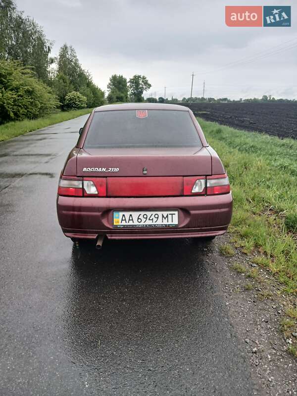 Седан ВАЗ / Lada 2110 2013 в Житомире