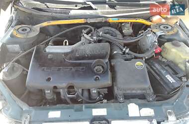 Седан ВАЗ / Lada 2110 2003 в Глухове