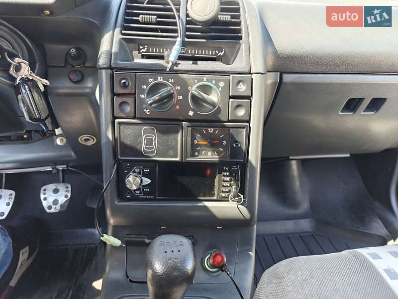 Седан ВАЗ / Lada 2110 2007 в Дніпрі