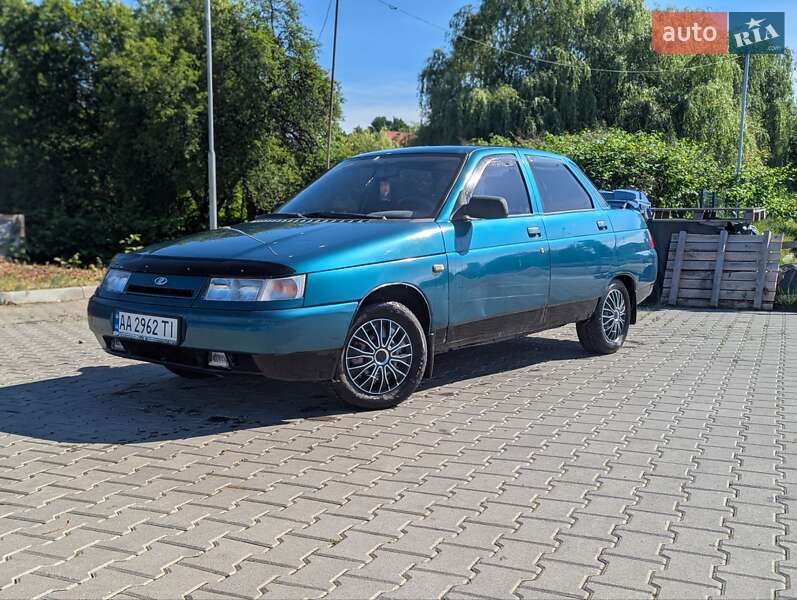 Седан ВАЗ 2110 1999 в 