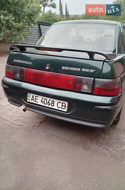 Седан ВАЗ 2110 2002 в 