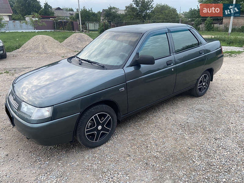 Седан ВАЗ / Lada 2110 2009 в Помошной