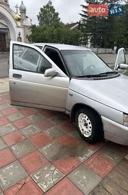 Седан ВАЗ 2110 2002 в 