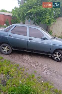 Седан ВАЗ 2110 2001 в 