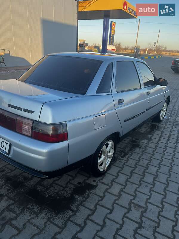 Седан ВАЗ / Lada 2110 2001 в Болграде