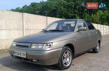 Седан ВАЗ 2110 2001 в 