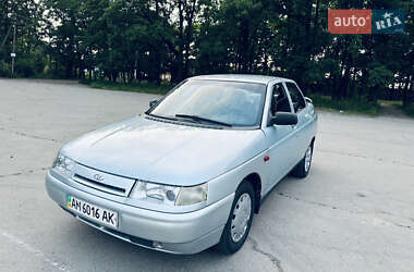 Седан ВАЗ 2110 2002 в 