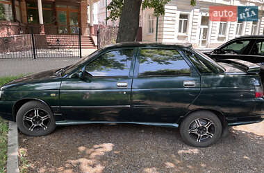 Седан ВАЗ 2110 2002 в 