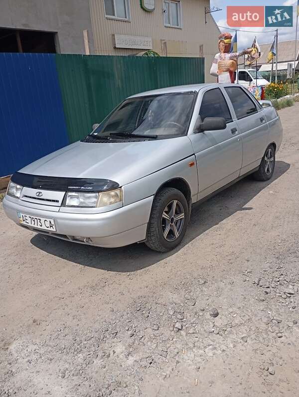 Седан ВАЗ / Lada 2110 2001 в Днепре