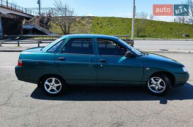 Седан ВАЗ / Lada 2110 2001 в Одессе
