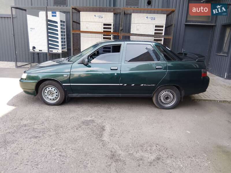 ВАЗ / Lada 2110 2002