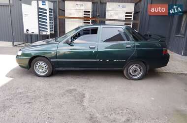 Седан ВАЗ / Lada 2110 2002 в 