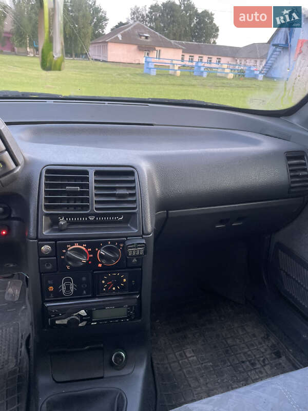 Седан ВАЗ / Lada 2110 2004 в Дубно фото 12 Седан ВАЗ / Lada 2110 2004 в Дубно