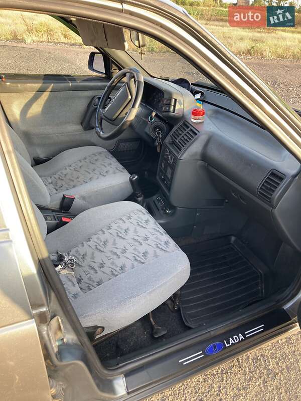 Седан ВАЗ / Lada 2110 2006 в Кривом Роге