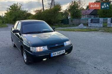 Седан ВАЗ 2110 2004 в 