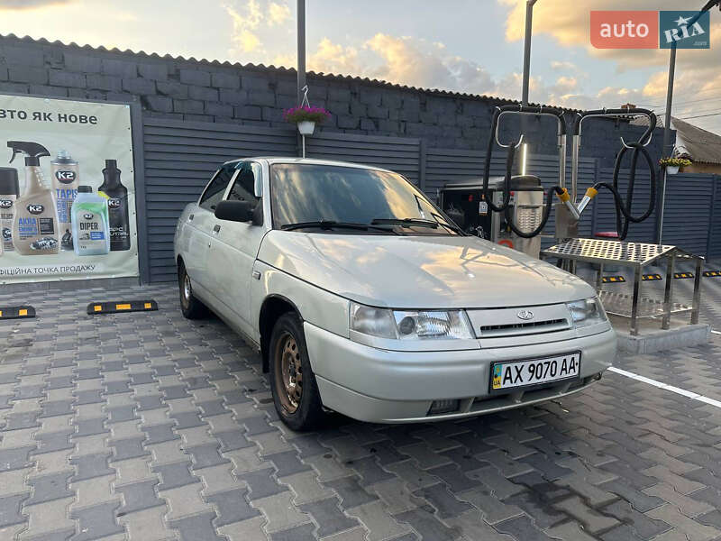 Седан ВАЗ / Lada 2110 2005 в Харькове