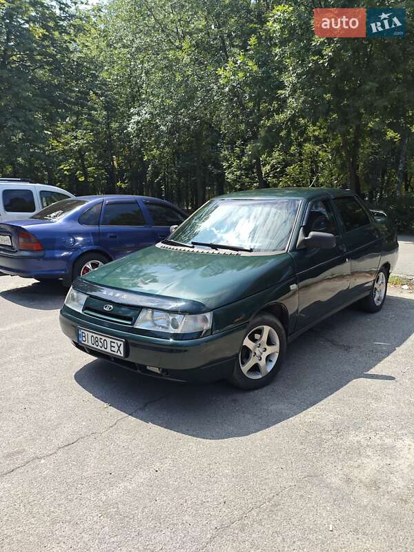 Седан ВАЗ / Lada 2110 2002 в Полтаві