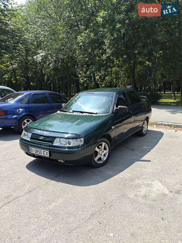 Седан ВАЗ / Lada 2110 2002 в Полтаві