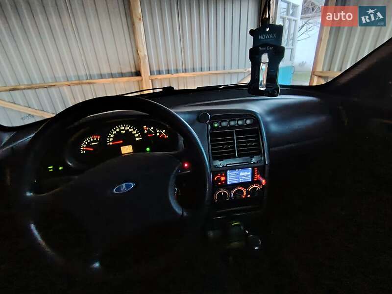 Седан ВАЗ / Lada 2110 2010 в Дубровице