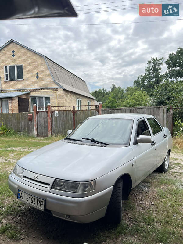 Седан ВАЗ / Lada 2110 2002 в Києві
