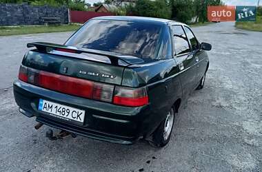 Седан ВАЗ 2110 2004 в 