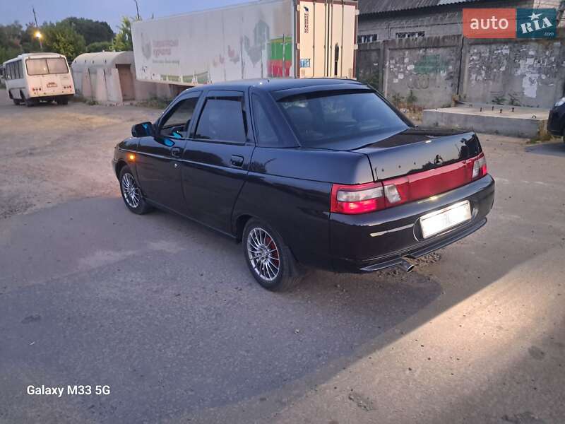 Седан ВАЗ / Lada 2110 2007 в Змиеве