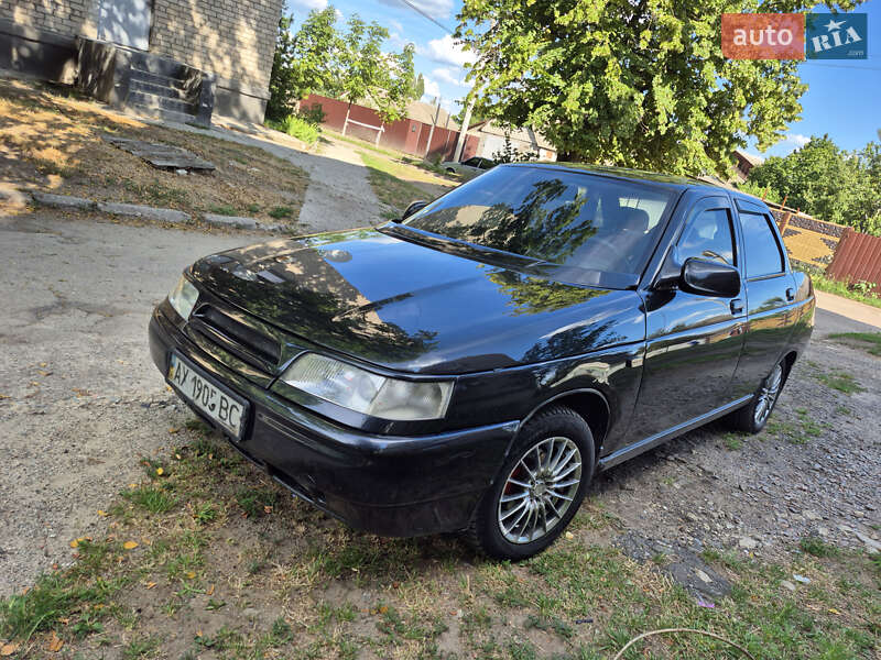 Седан ВАЗ / Lada 2110 2007 в Змиеве
