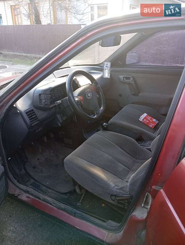 Седан ВАЗ / Lada 2110 2001 в Чернигове