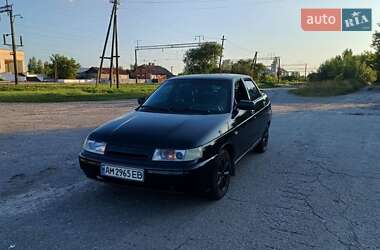 Седан ВАЗ 2110 2004 в 