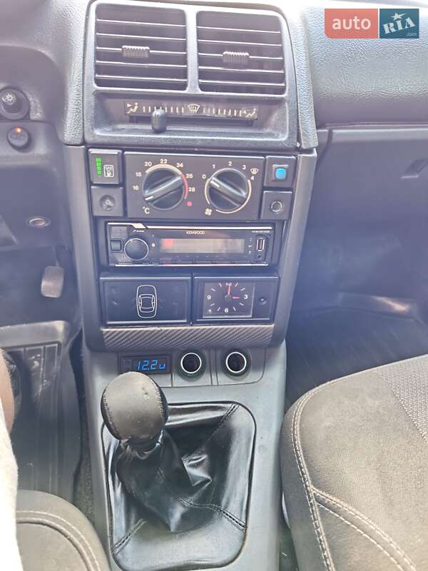 Седан ВАЗ / Lada 2110 2005 в Верховец