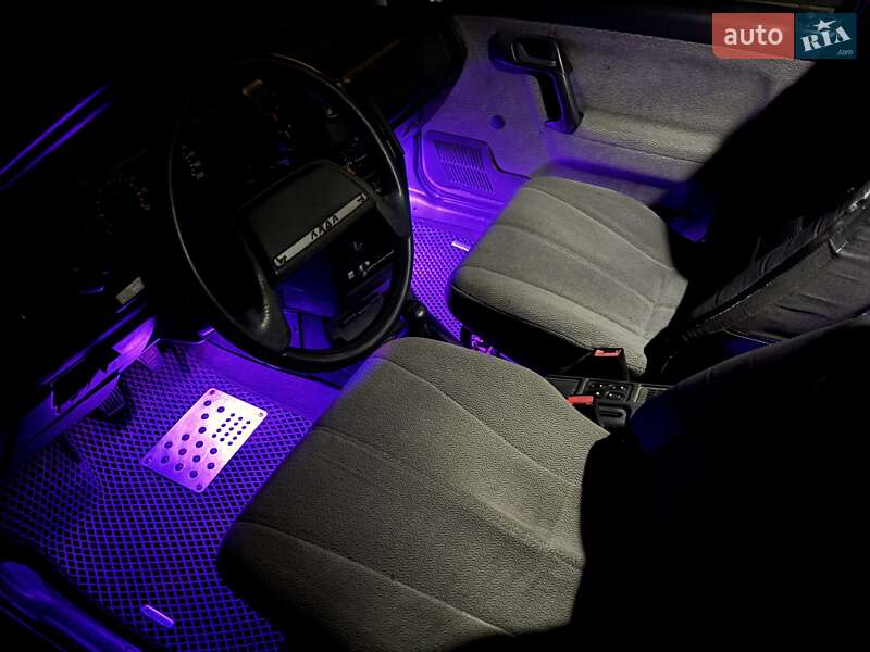 Седан ВАЗ / Lada 2110 2001 в Печенегах