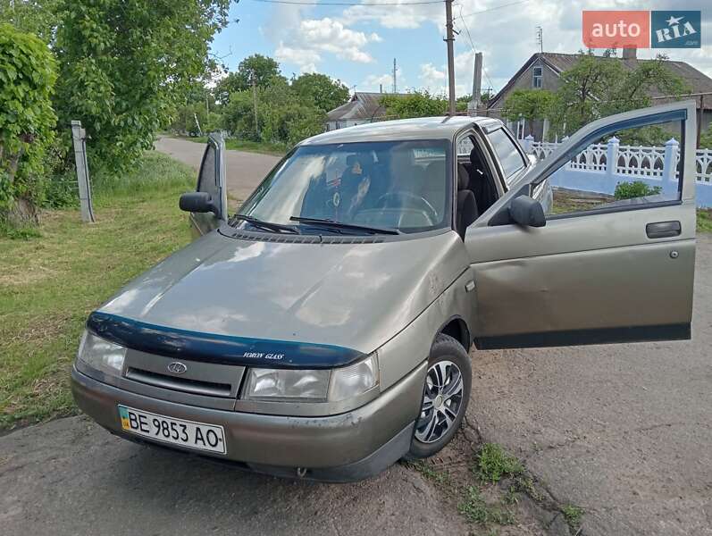 ВАЗ / Lada 2110 2002