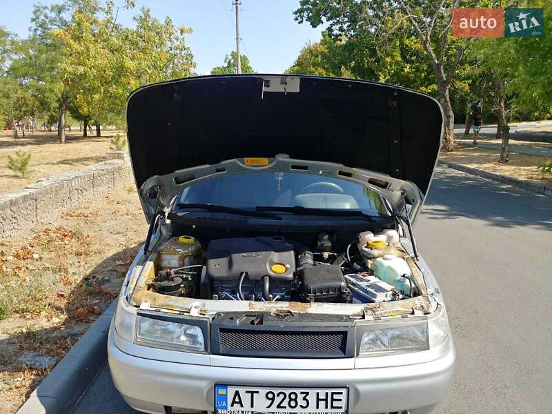 Седан ВАЗ / Lada 2110 2005 в Киеве
