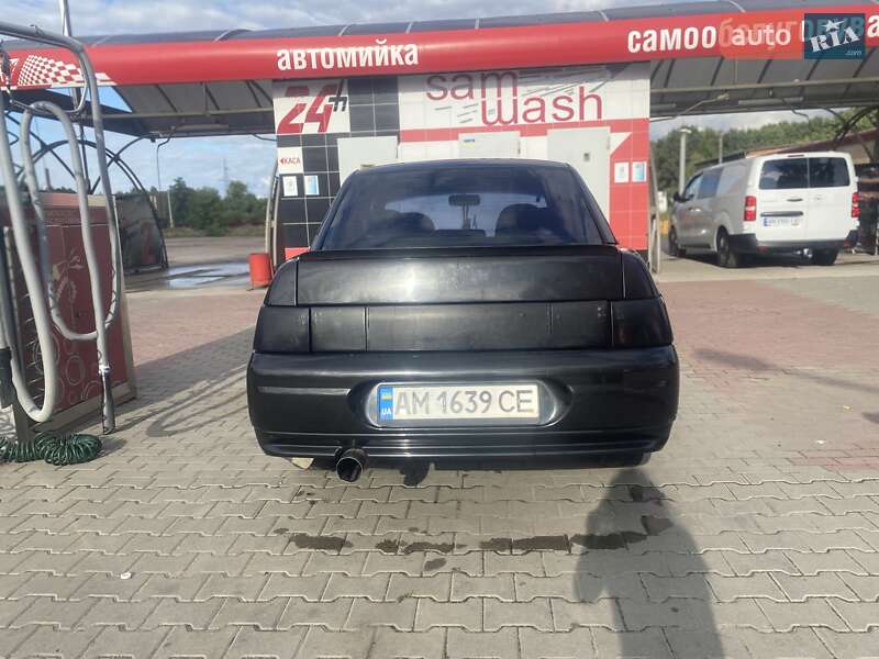 Седан ВАЗ / Lada 2110 2005 в Коростені
