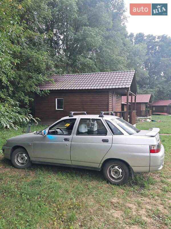 Седан ВАЗ / Lada 2110 2004 в Києві