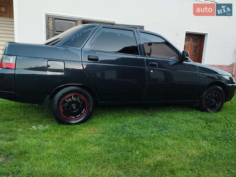 Седан ВАЗ / Lada 2110 2006 в Перегинском