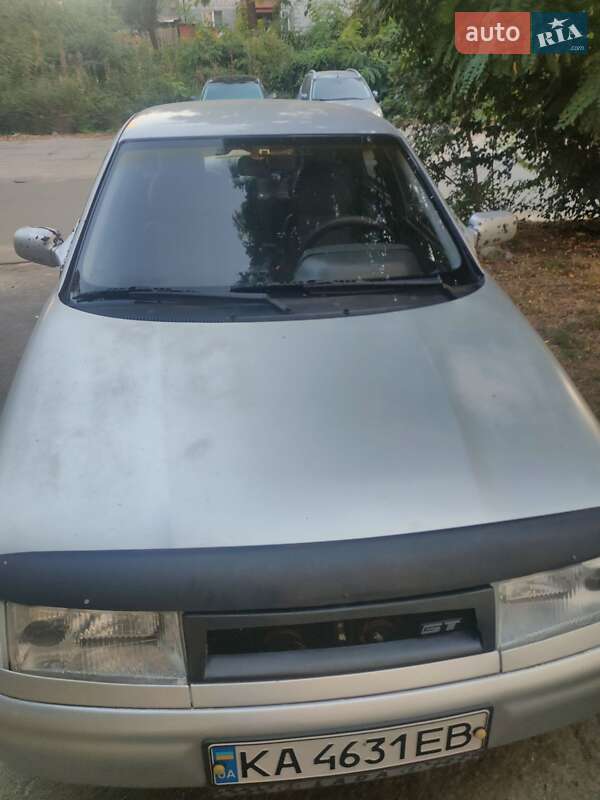 Седан ВАЗ / Lada 2110 2002 в Киеве