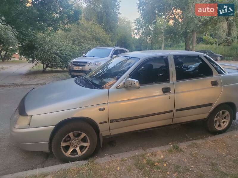Седан ВАЗ / Lada 2110 2002 в Киеве