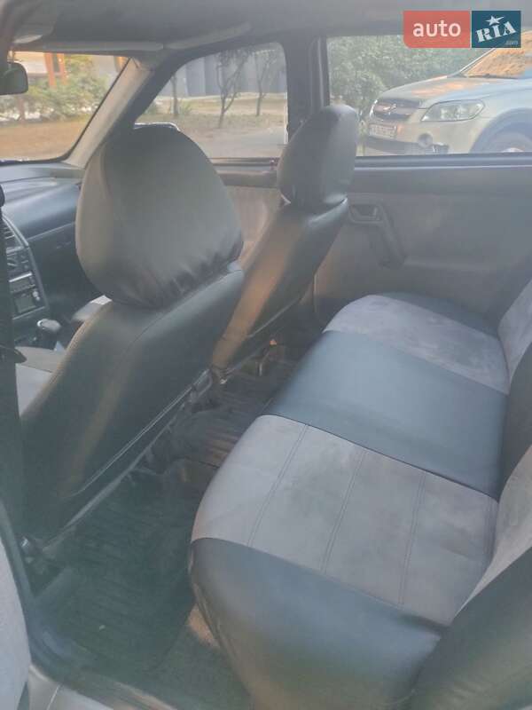 Седан ВАЗ / Lada 2110 2002 в Киеве