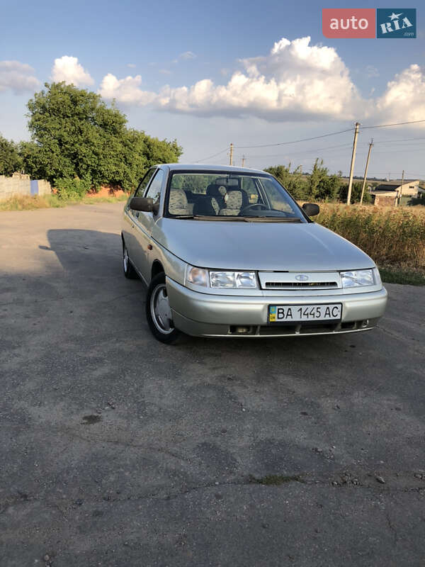 Седан ВАЗ / Lada 2110 2006 в Жовтих Водах