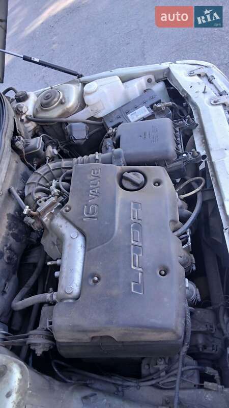 Седан ВАЗ / Lada 2110 2001 в Балаклее фото 3 Седан ВАЗ / Lada 2110 2001 в Балаклее