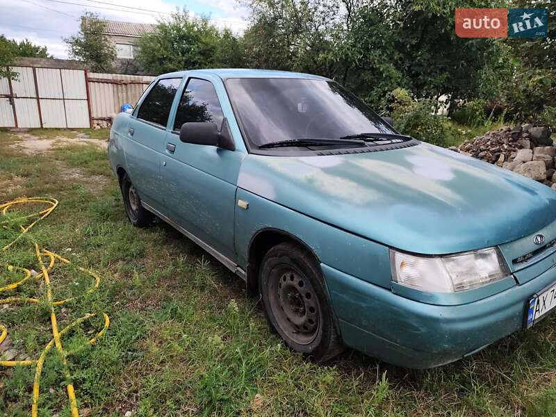 Седан ВАЗ / Lada 2110 1999 в Харькове