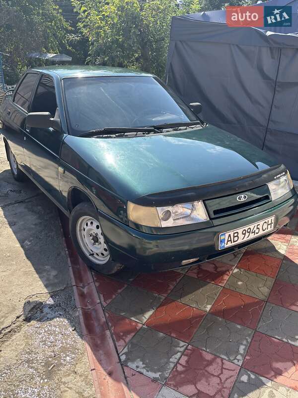 Седан ВАЗ 2110 2003 в 