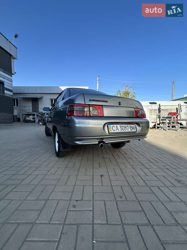 Седан ВАЗ / Lada 2110 1999 в Черкасах