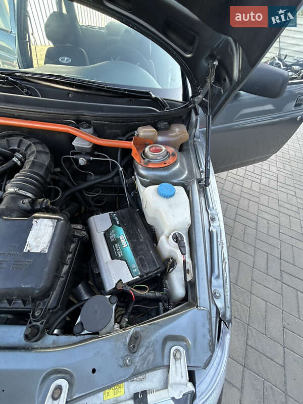 Седан ВАЗ / Lada 2110 1999 в Черкасах