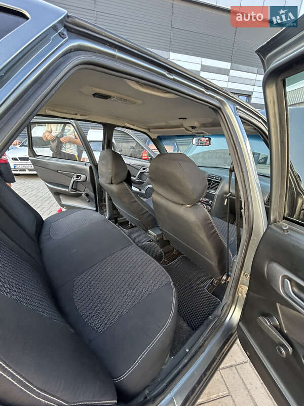 Седан ВАЗ / Lada 2110 1999 в Черкасах