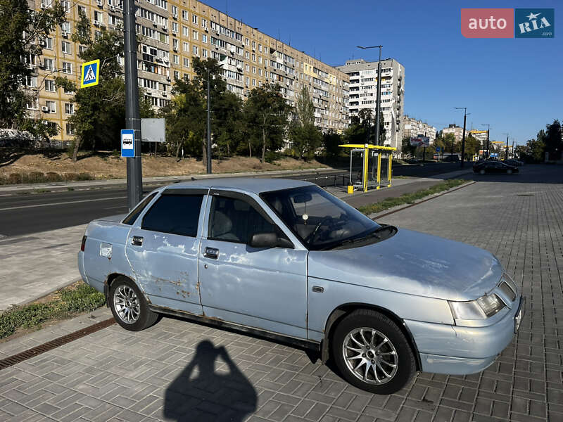 Седан ВАЗ / Lada 2110 2004 в Дніпрі