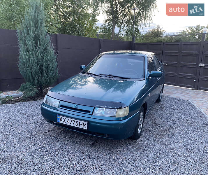 Седан ВАЗ / Lada 2110 2001 в Харькове