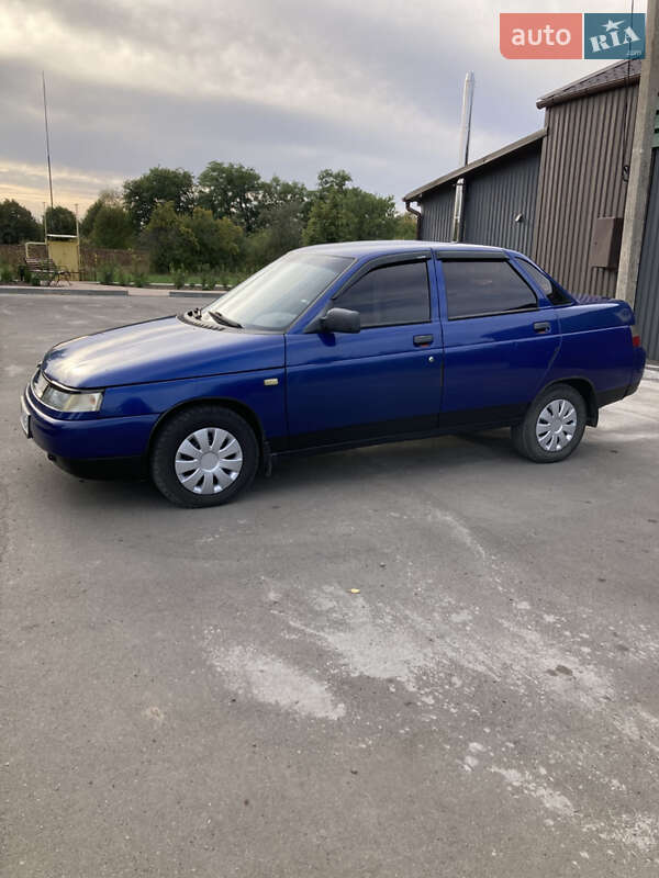 Седан ВАЗ / Lada 2110 2001 в Лубнах