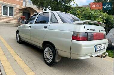 Седан ВАЗ 2110 2004 в 